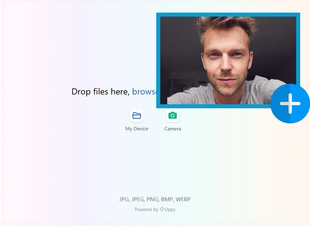 Laden Sie Ihr Selfie hoch.
